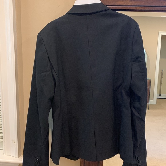 Black blazer - Picture 3 of 3
